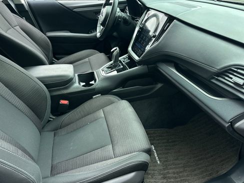 Used 2024 Subaru Outback Premium AWD/4WD image 15
