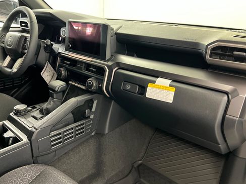 New 2026 Toyota 4Runner SR5 image 24