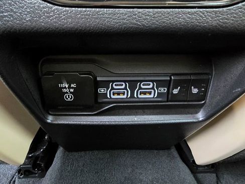 Certified 2022 Jeep Grand Cherokee Limited image 21