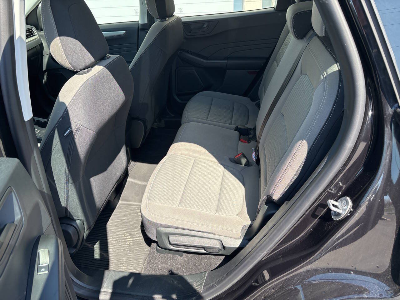 Used 2022 Ford Escape S AWD/4WD image 18