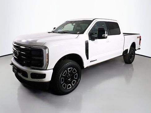 New 2026 Ford F250 Platinum image 5