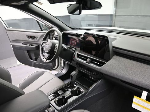 New 2026 Subaru Outback Limited AWD/4WD image 12