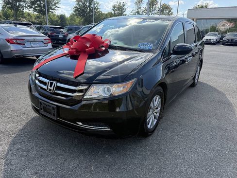 Used 2015 Honda Odyssey EX image 1