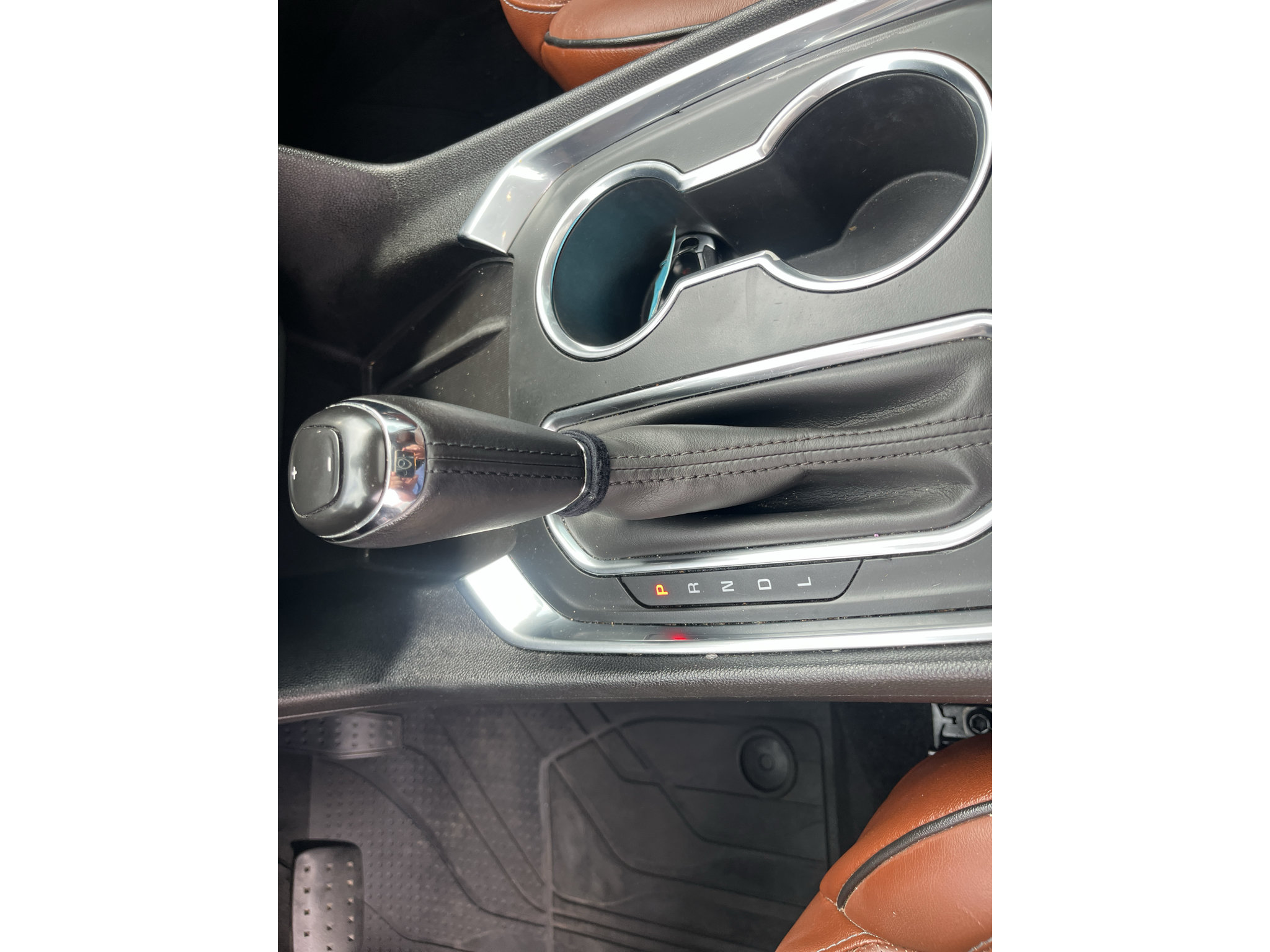Used 2019 Chevrolet Traverse High Country w/ LPO, Floor Liner Package AWD/4WD image 13