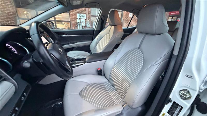Used 2020 Toyota Camry SE FWD image 26