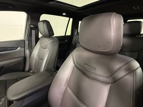 Certified 2024 Cadillac XT6 Premium Luxury image 14