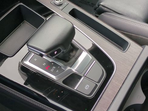 Used 2024 Audi Q5 2.0T Premium Plus image 24