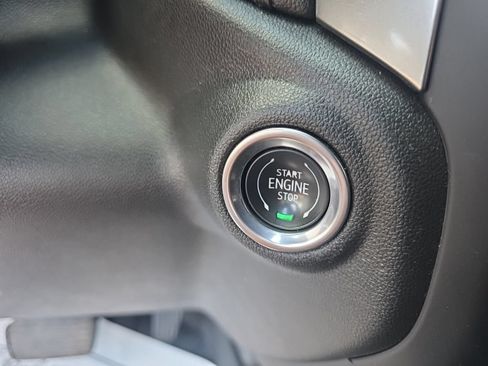 Used 2022 Chevrolet Silverado 1500 RST AWD/4WD image 22