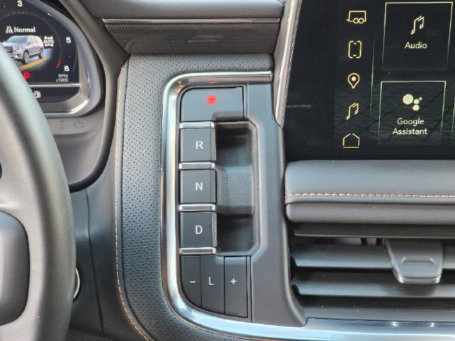 Used 2024 GMC Yukon AT4 AWD/4WD image 29