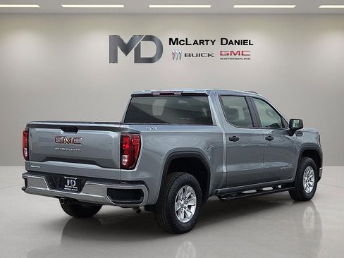 Certified 2023 GMC Sierra 1500 Pro w/ Convenience Package image 5