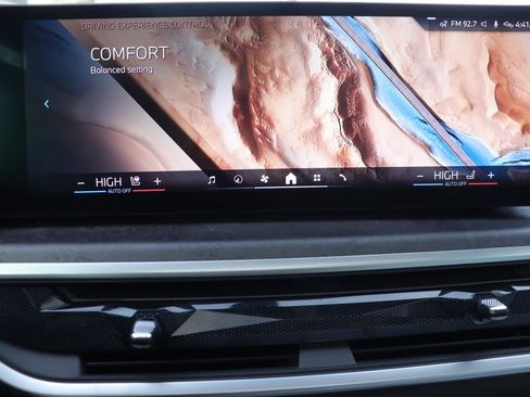 Certified 2024 BMW X5 xDrive40i w/ Premium Package image 40