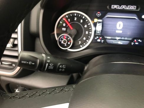 New 2026 RAM 1500 4x4 Crew Cab image 17