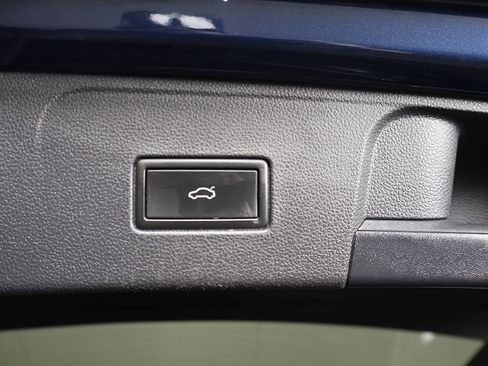 Used 2022 Volkswagen Atlas SE image 20