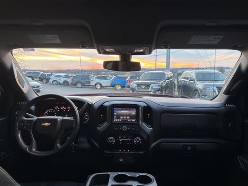 Used 2020 Chevrolet Silverado 1500 Custom w/ Custom Value Package image 22