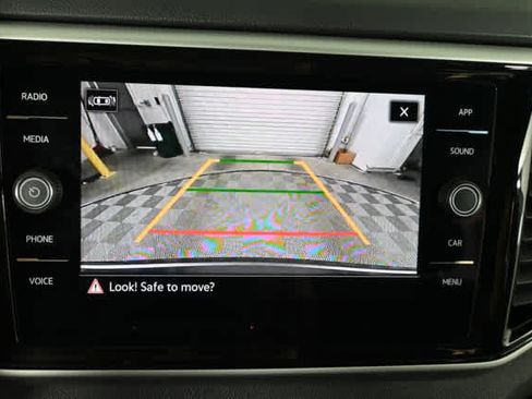 Certified 2023 Volkswagen Atlas Cross Sport SE image 4