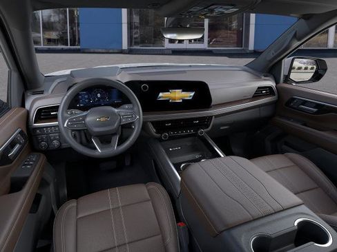 New 2026 Chevrolet Suburban High Country w/ Sun And Tow Package AWD/4WD image 37