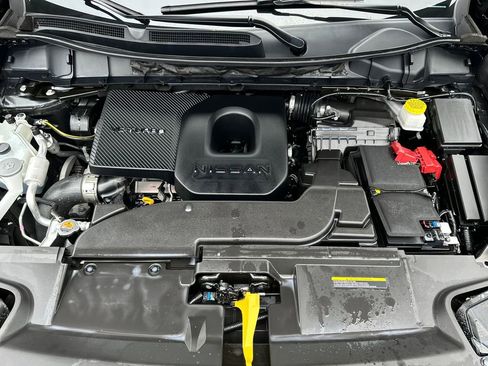 Used 2025 Nissan Murano SV AWD/4WD image 29