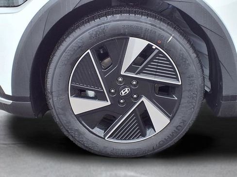 New 2026 Hyundai Ioniq 5 SEL image 13