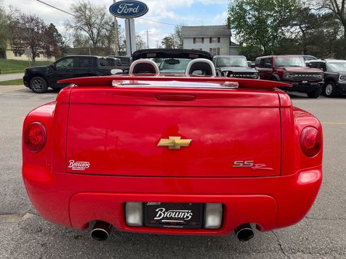 Used 2003 Chevrolet SSR RWD image 8