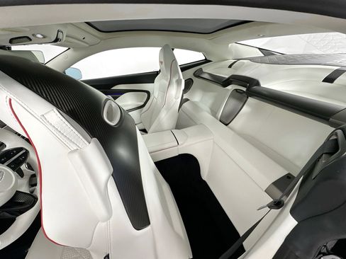 New 2026 Aston Martin Vanquish RWD image 23