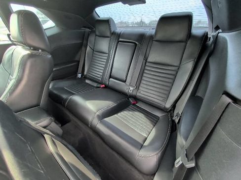 Used 2014 Dodge Challenger SXT Plus RWD image 29