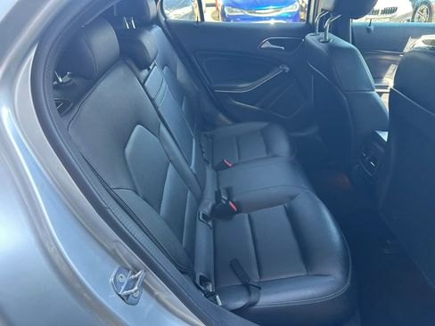 Used 2019 Mercedes-Benz GLA 250 4MATIC image 14