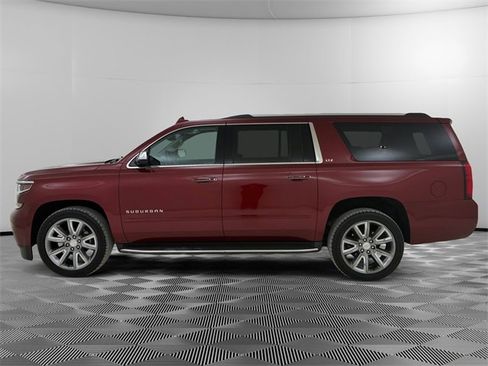 Used 2016 Chevrolet Suburban LTZ image 6