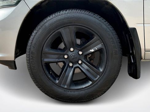 Used 2016 RAM 1500 Sport image 33