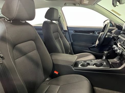 Used 2023 Honda Civic EX image 10