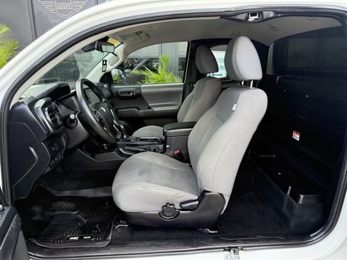 Used 2021 Toyota Tacoma SR RWD image 12