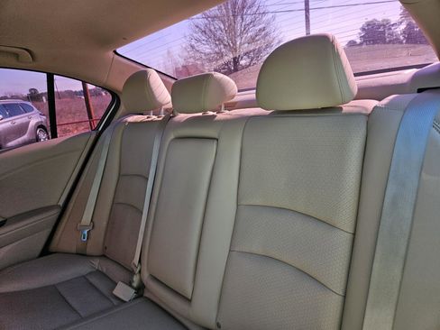 Used 2015 Honda Accord EX-L image 29