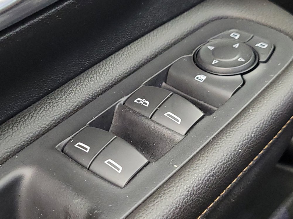 Used 2020 GMC Terrain SLT FWD image 27