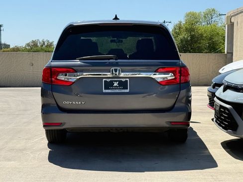 Used 2019 Honda Odyssey EX image 11