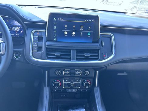 Used 2024 Chevrolet Tahoe Z71 w/ Luxury Package image 11