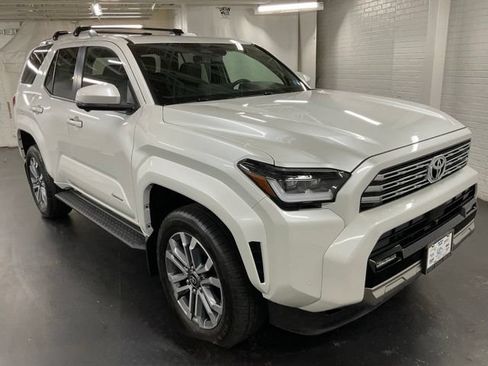 Used 2026 Toyota 4Runner Limited AWD/4WD image 9