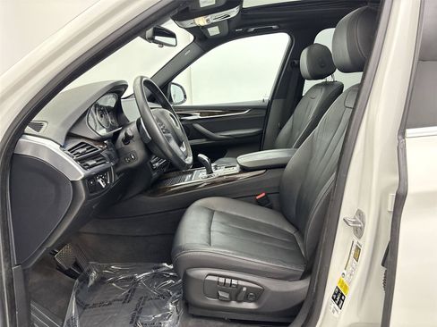Used 2018 BMW X5 xDrive35i w/ M Sport Package AWD/4WD image 25
