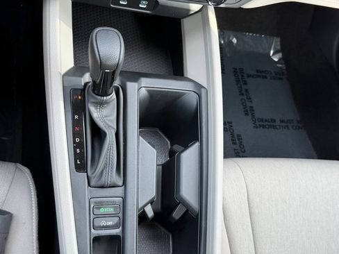 Used 2025 Honda Accord SE image 25