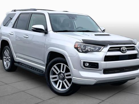 Used 2022 Toyota 4Runner TRD Sport w/ Technology Package AWD/4WD image 3