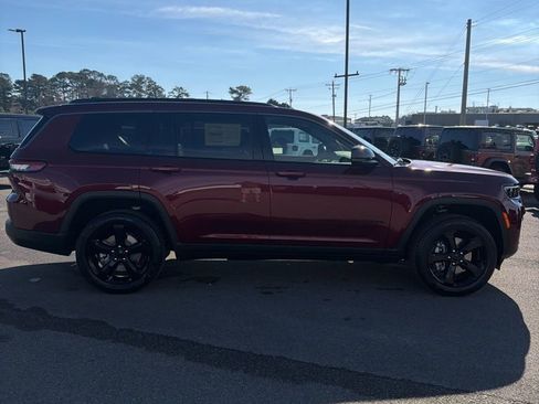 New 2026 Jeep Grand Cherokee L Limited w/ Limited Altitude Package RWD image 6