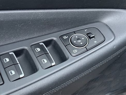 Certified 2022 Hyundai Santa Fe SE image 30