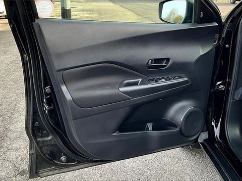 Used 2022 Nissan Kicks S w/ Interior Electronics Package image 18