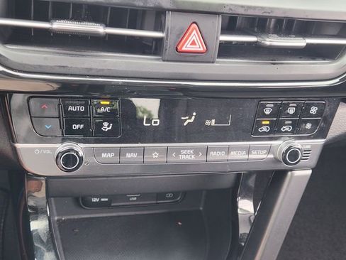 Used 2024 Kia Seltos S FWD image 14