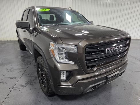 Used 2021 GMC Sierra 1500 Elevation w/ X31 Off-Road Package AWD/4WD image 2