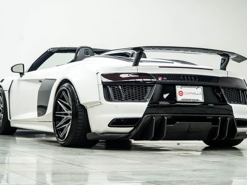 Used 2018 Audi R8 V10 AWD/4WD image 18