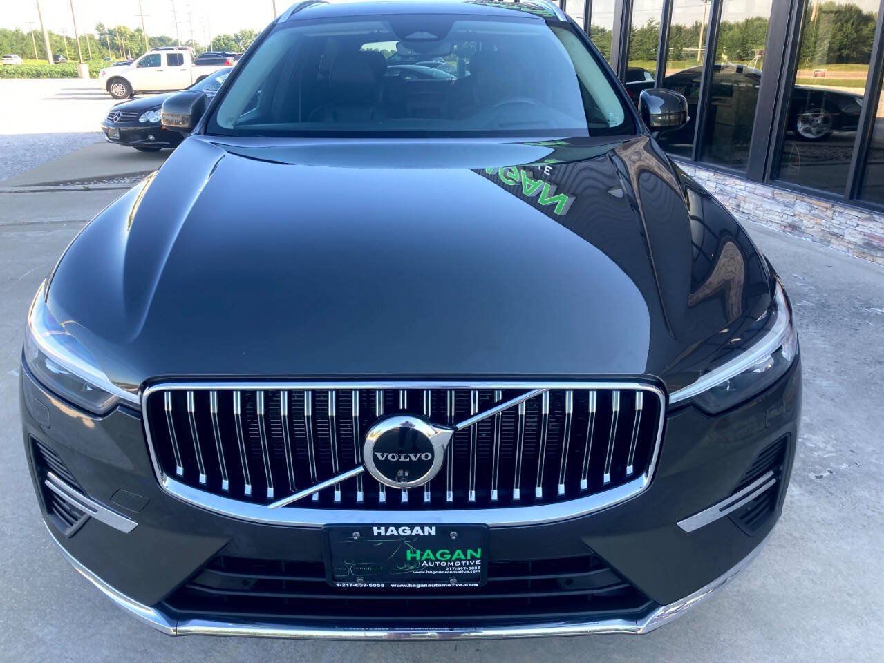 Used 2022 Volvo XC60 B6 Inscription w/ Advanced Package AWD/4WD image 4