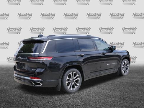 Used 2022 Jeep Grand Cherokee L Overland w/ MOPAR Finishing Package AWD/4WD image 9
