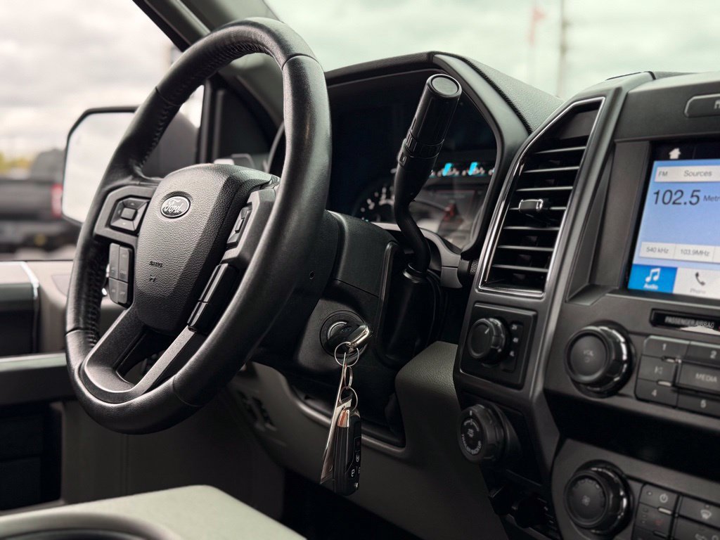 Used 2019 Ford F150 XLT w/ Equipment Group 302A Luxury AWD/4WD image 24