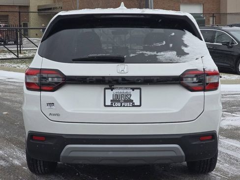 Used 2023 Honda Pilot EX-L image 12