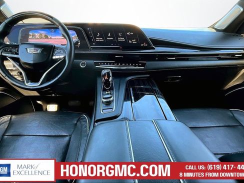 Used 2022 Cadillac Escalade ESV Sport w/ Touring Package AWD/4WD image 7