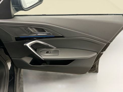 Used 2025 BMW X2 xDrive28i w/ Convenience Package image 34